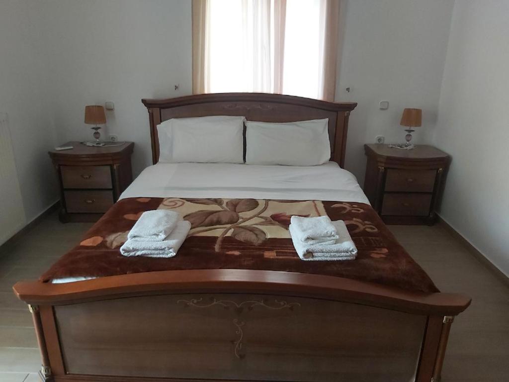 Bodikos Apartments Pitsidia Bagian luar foto