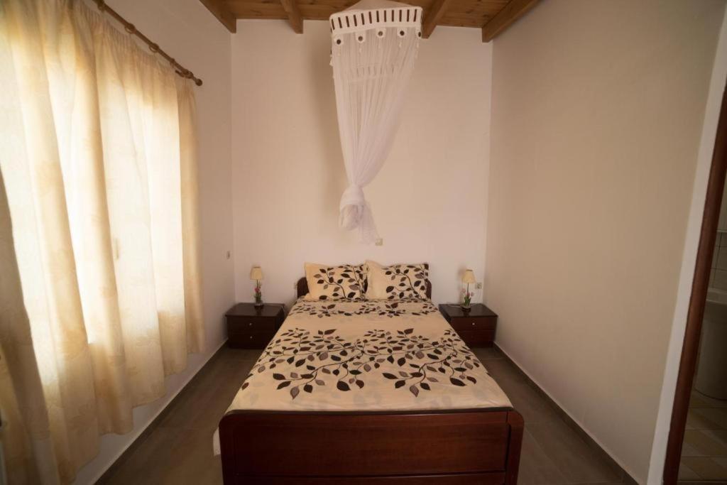 Bodikos Apartments Pitsidia Bagian luar foto